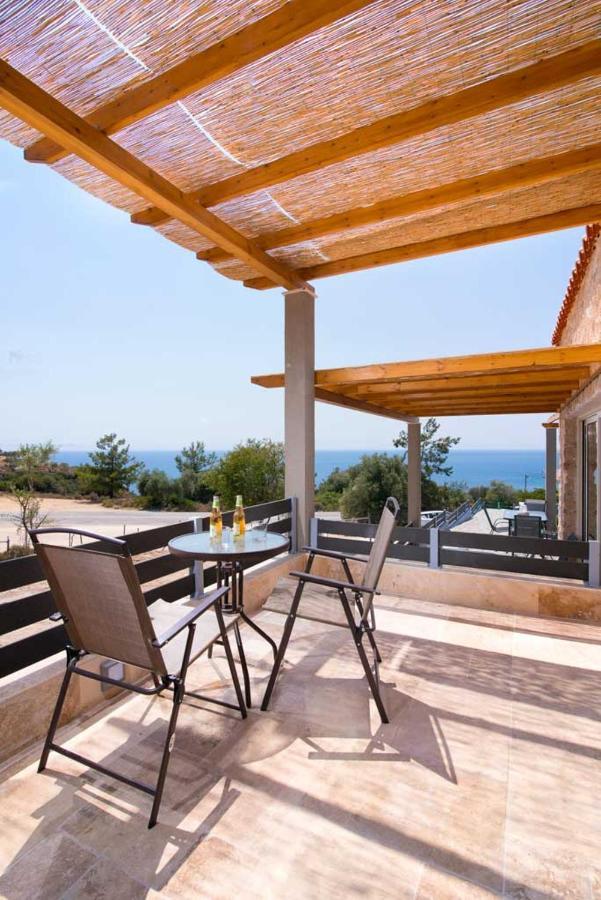 Mare Pedra Villas Skála Marión Bagian luar foto